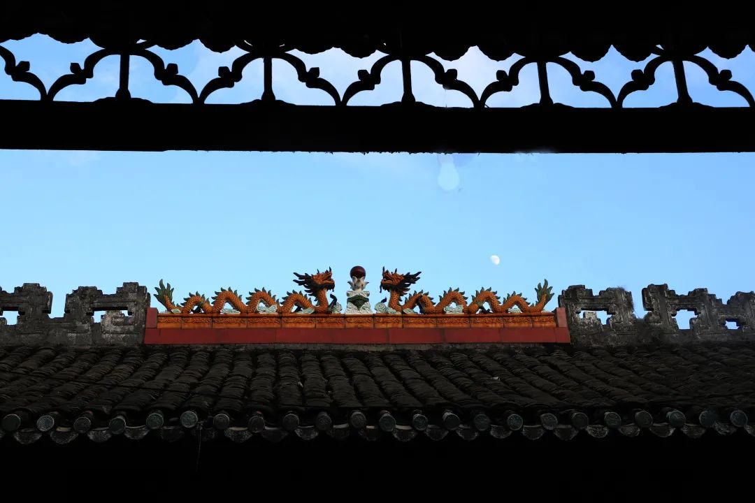 花城控股集团 花城控股集团